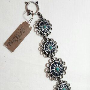 Lucky Brand bracelet silver tone blue toggle bolt NWT